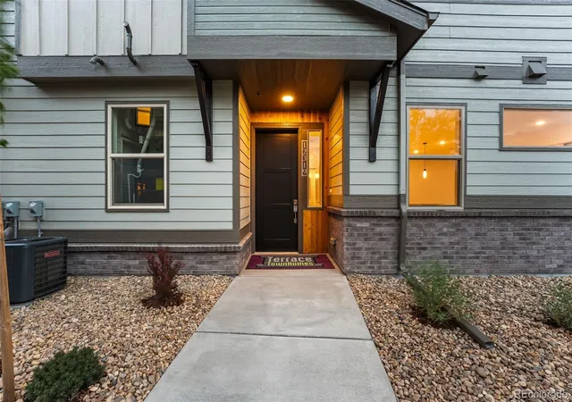 2nd image of 12318 W 58th Ct, Arvada, CO 80004 | MLS# 7674232