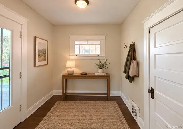 Photo 3 of Single family home for sale at 970 S Pearl St, Denver, CO 80209 | MLS# 6767234 | Listing updated on 2026-09-22