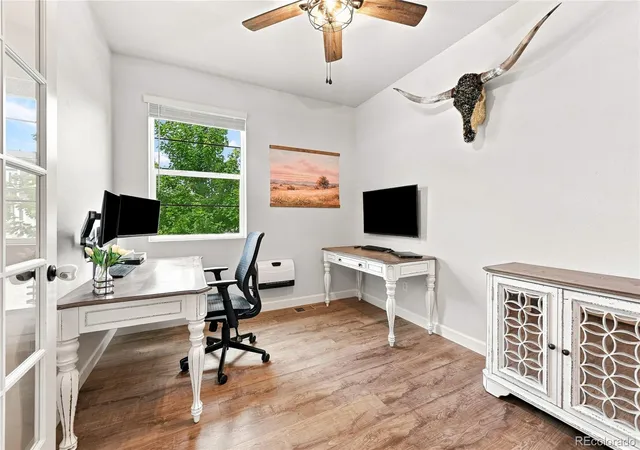 Photo 3 of Single family home for sale at 5462 Gray Wolf Ln, Castle Rock, CO 80104 | MLS# 5830698 | Listing updated on 2026-09-27