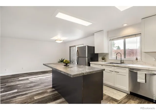 Photo 3 of Single family home for sale at 660 Parthenon Ct, Lafayette, CO 80026 | MLS# IR1067008 | Listing updated on 2026-10-27