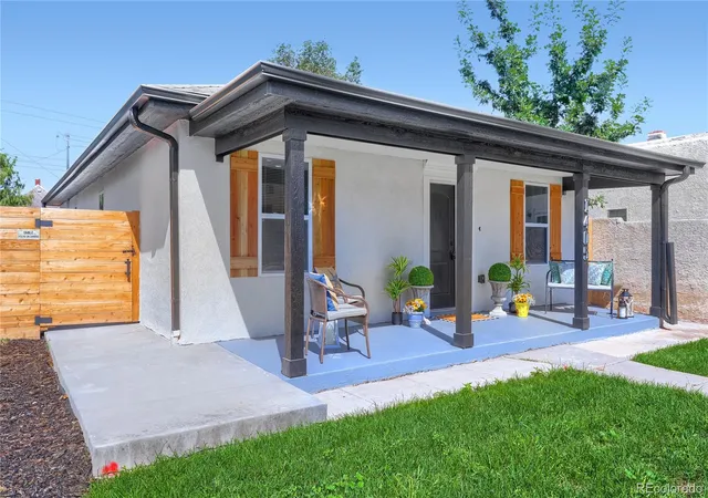 Photo 2 of Single family home for sale at 1405 E Orman Ave, Pueblo, CO 81004 | MLS# 4064684 | Listing updated on 2026-10-16
