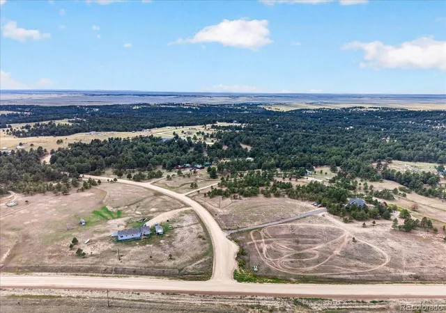 38th image of 24389 Emerald Trl, Deer Trail, CO 80105 | MLS# 3969982