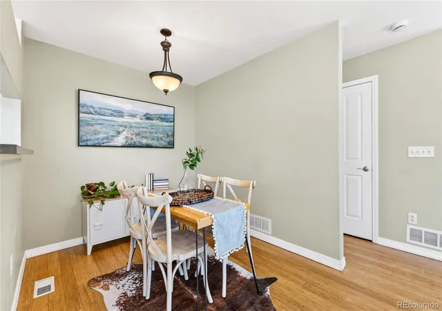 Photo 4 of Townhouse for sale at 805 Summer Hawk Dr #B10, Longmont, CO 80504 | MLS# 6811717 | Listing updated on 2026-09-17