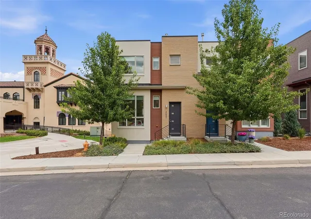 Photo 2 of Townhouse for sale at 4621 W 50th Ave, Denver, CO 80212 | MLS# 2530068 | Listing updated on 2026-10-05