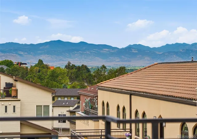 Townhouse for sale at 4621 W 50Th Ave, Denver, CO 80212 | MLS# 2530068