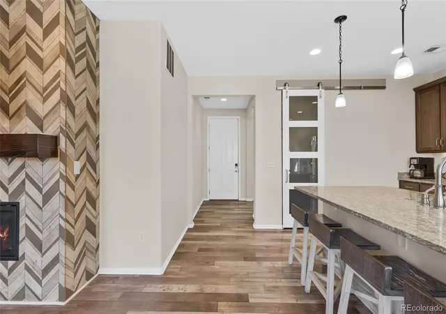 4th image of 9645 Bellaire Ln, Denver, CO 80229 | MLS# 1658833