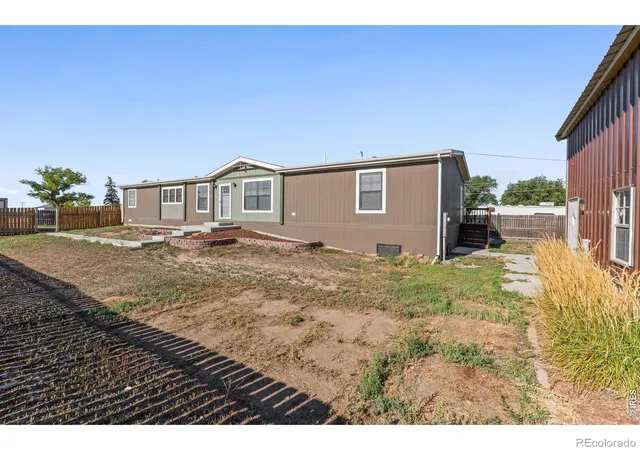 Photo 3 of Single family home for sale at 405 E Main Ave, Pierce, CO 80650 | MLS# IR1067056 | Listing updated on 2026-10-05
