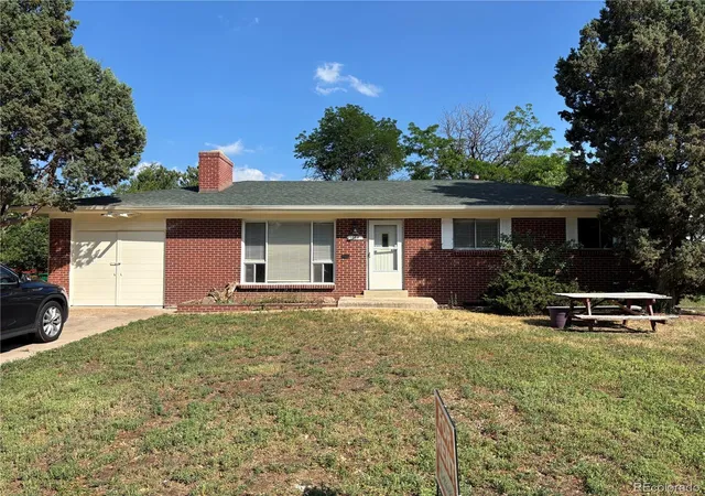 1st image of 664 W Longview Ave, Littleton, CO 80120 | MLS# 7539473