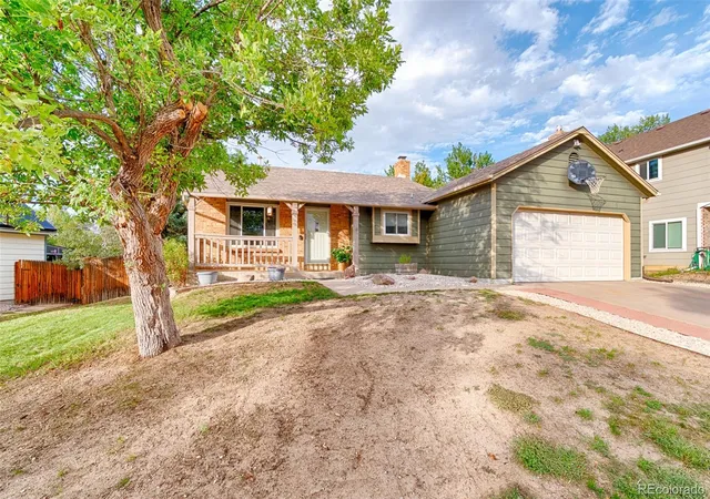 1st image of 4102 S Dunkirk Wy, Aurora, CO 80013 | MLS# 8401832