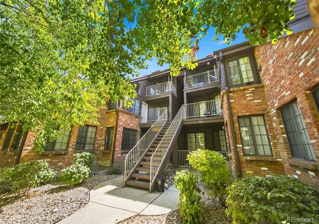 1st image of 816 S Vance St #B, Lakewood, CO 80226 | MLS# 2600741