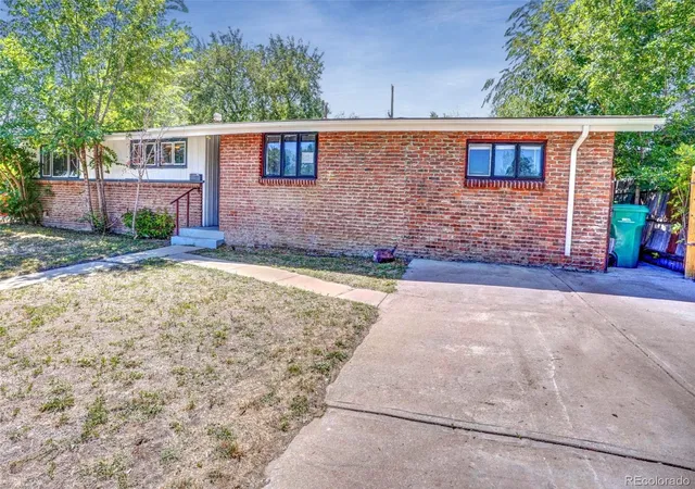 Photo 1 of Sale Pending at 7789 Greenleaf Ln, Denver, CO 80221 | MLS# 3821135 | Listing updated on 2026-10-07