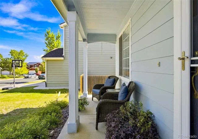 Photo 3 of Single family home for sale at 5410 S Shawnee Wy, Aurora, CO 80015 | MLS# 7032733 | Listing updated on 2026-10-20