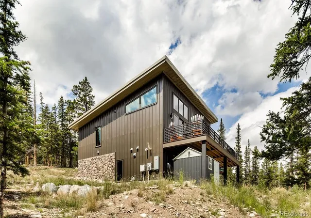 Photo 3 of Single family home for sale at 125 Puma Pl, Fairplay, CO 80440 | MLS# 4391640 | Listing updated on 2026-08-28