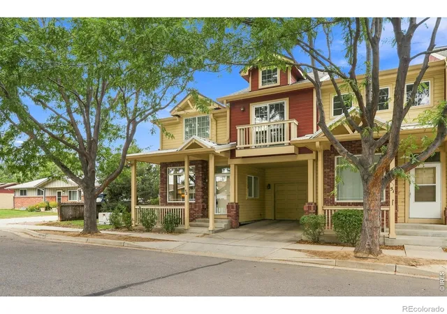 Photo 3 of Condo for sale at 833 S Coffman St #52, Longmont, CO 80501 | MLS# IR1067070 | Listing updated on 2026-10-08