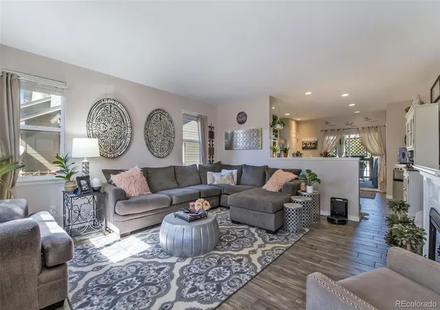 3rd image of 11058 Oswego St, Commerce City, CO 80640 | MLS# 5213326
