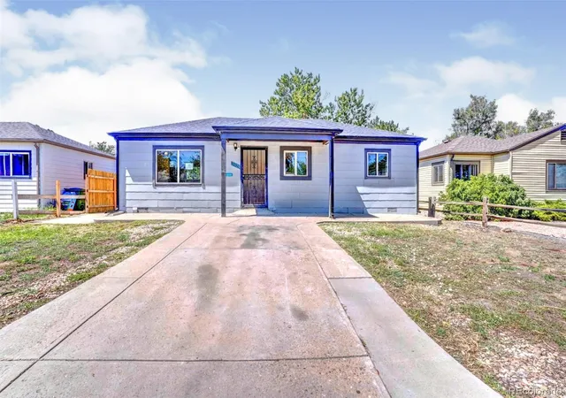 Photo 1 of Single family home for sale at 2025 Ironton St, Aurora, CO 80010 | MLS# 6668705 | Listing updated on 2026-10-01