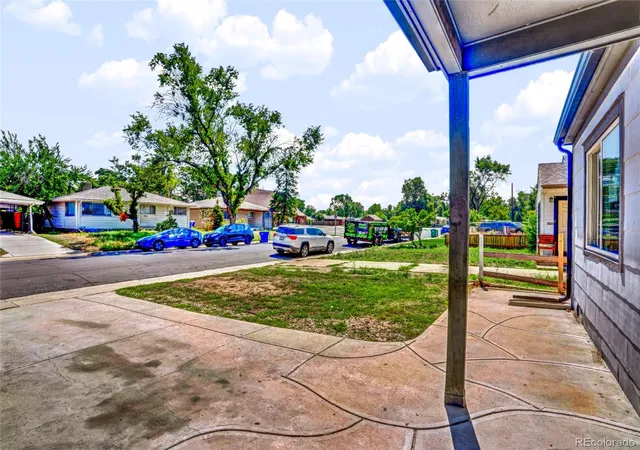 Photo 2 of Sale Pending at 2025 Ironton St, Aurora, CO 80010 | MLS# 6668705 | Listing updated on 2026-10-28