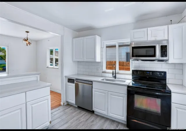 Photo 3 of Sale Pending at 2025 Ironton St, Aurora, CO 80010 | MLS# 6668705 | Listing updated on 2026-10-28