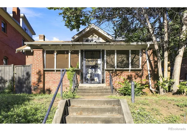 Photo 3 of Single family home for sale at 1445 Saint Paul St, Denver, CO 80206 | MLS# IR1067080 | Listing updated on 2026-10-04