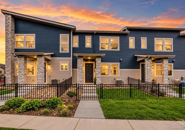 Photo 1 of Townhouse for sale at 2839 Bear Springs Cir, Longmont, CO 80503 | MLS# IR1067081 | Listing updated on 2026-09-24