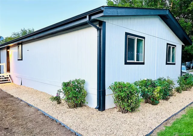 Photo 3 of Manufactured home for sale at 11051 Yellowstone, Longmont, CO 80504 | MLS# 3650175 | Listing updated on 2026-09-16