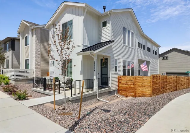 3rd image of 10534 Oncilla Ln, Lone Tree, CO 80124 | MLS# 4906836
