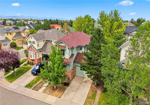 Photo 4 of Single family home for sale at 10566 Wildhurst Cir, Highlands Ranch, CO 80126 | MLS# 6950437 | Listing updated on 2026-10-10