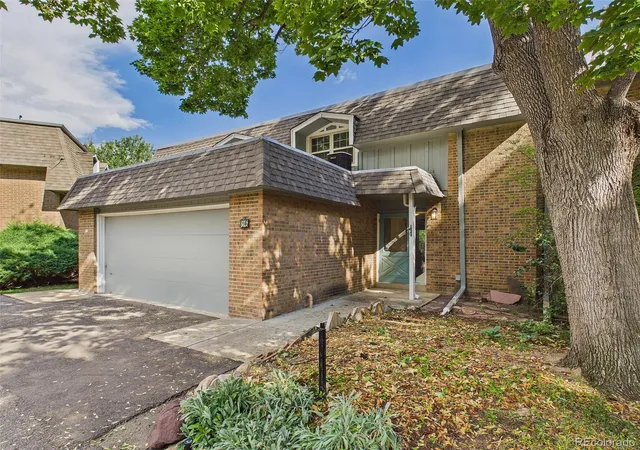 Listing Photo 2 - Condo for sale in building located at 3850 Paseo Del Prado, Boulder, CO 80301 - Unit #36