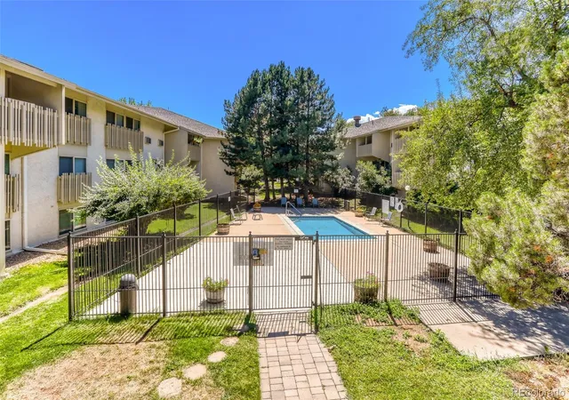 2nd image of 2707 Valmont Rd, Boulder, CO 80304