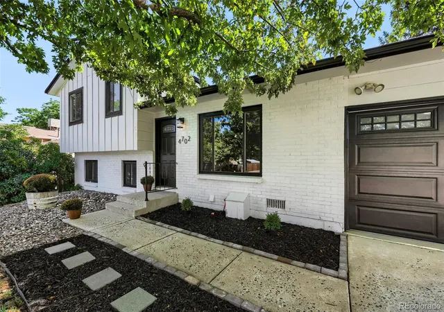 Photo 1 of Single family home for sale at 4702 S Dudley St, Littleton, CO 80123 | MLS# 4956431 | Listing updated on 2026-09-13