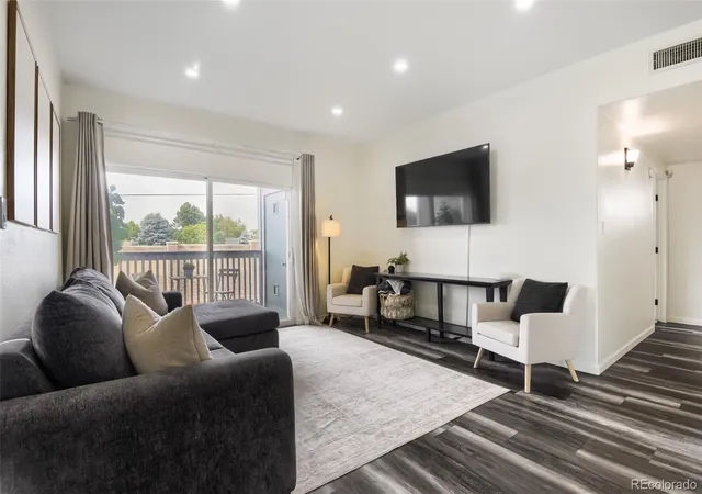 Photo 2 of Condo for sale at 3727 Cactus Crk Ct #104, Highlands Ranch, CO 80126 | MLS# 6691433 | Listing updated on 2026-10-08