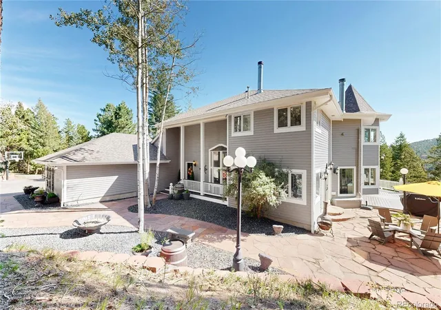 Photo 3 of Single family home for sale at 7692 Surrey Dr, Morrison, CO 80465 | MLS# 4622063 | Listing updated on 2026-10-04