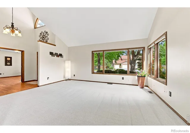 5th image of 3911 Simms Ct, Wheat Ridge, CO 80033 | MLS# IR1067105