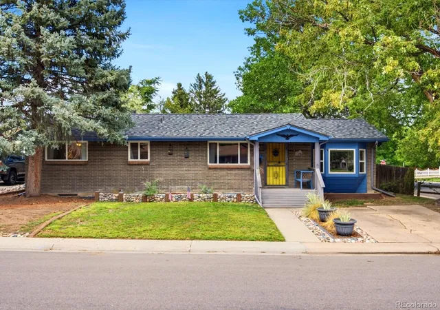 Photo 1 of Single family home for sale at 3409 W Berry Pl, Littleton, CO 80123 | MLS# 2144633 | Listing updated on 2026-10-07