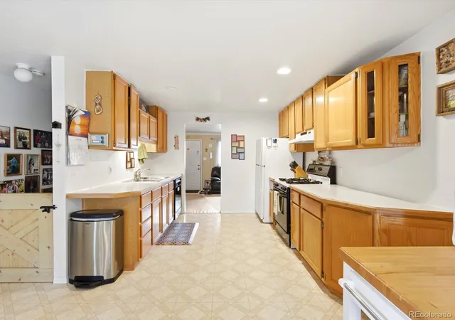 Photo 4 of Single family home for sale at 3409 W Berry Pl, Littleton, CO 80123 | MLS# 2144633 | Listing updated on 2026-10-07