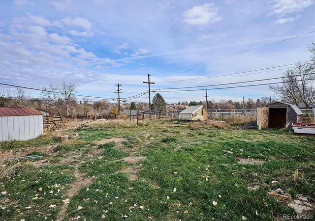 16th image of 2110 Eagle Cir, Aurora, CO 80011 | MLS# 4884103