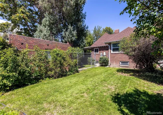 33rd image of 4524 Montview Blvd, Denver, CO 80207 | MLS# 2718807
