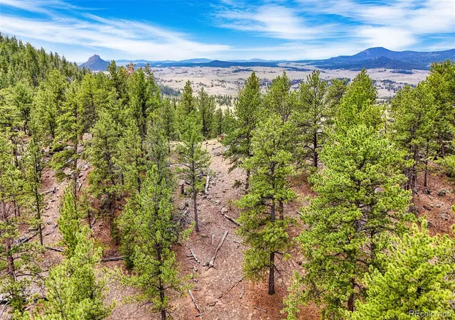 2nd image of 711 Willow Wy, Jefferson, CO 80456 | MLS# 2852362