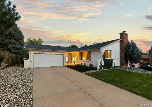 3rd image of 4488 E Lake Cir S, Centennial, CO 80121 | MLS# 8407905