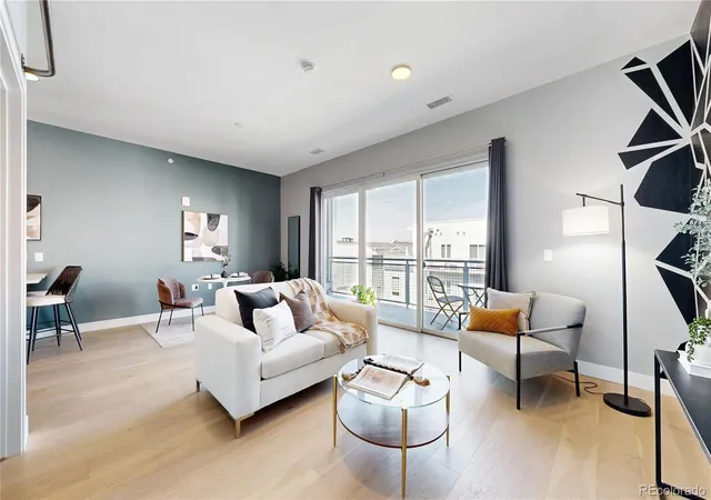 Photo 3 of Condo for sale at 2525 Arapahoe St #RD305, Denver, CO 80205 | MLS# 2155681 | Listing updated on 2026-10-22