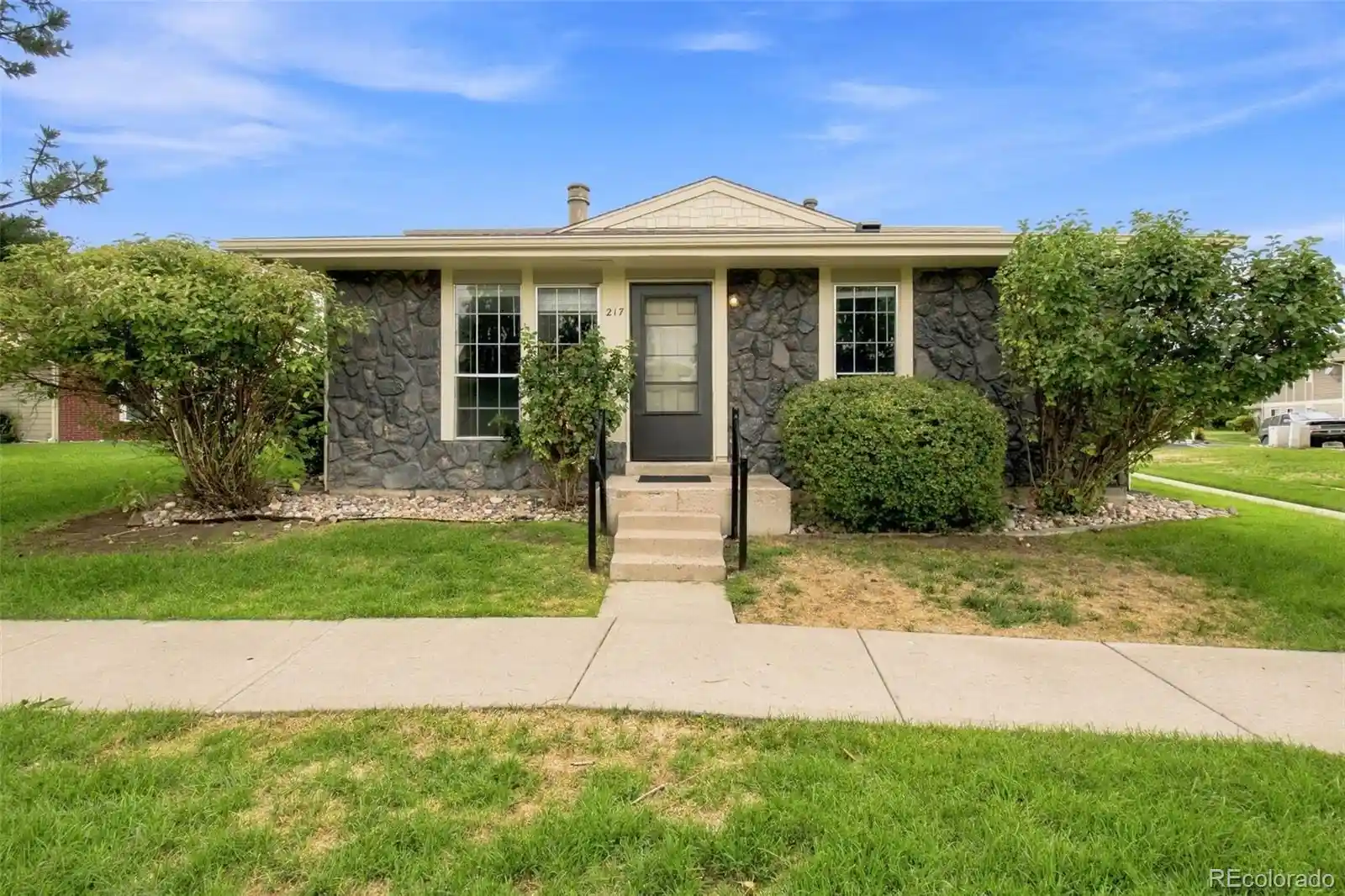 Listing Photo 2 - Condo for sale in 1225 S Oneida St located at 1225 S Oneida St, Denver, CO 80224 - Unit #217