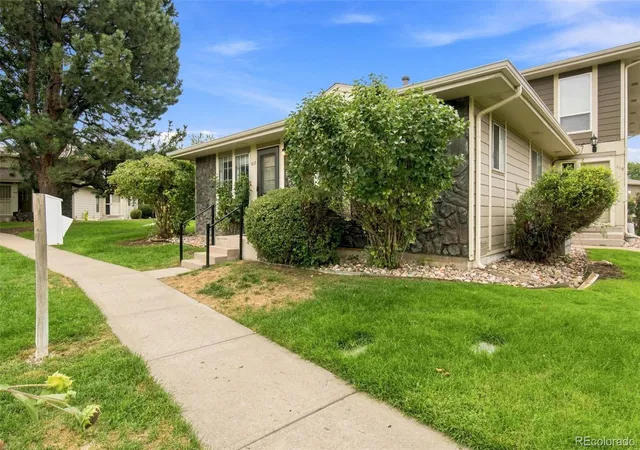 Photo 3 of Townhouse for sale at 1225 S Oneida St #217, Denver, CO 80224 | MLS# 2768249 | Listing updated on 2026-10-14