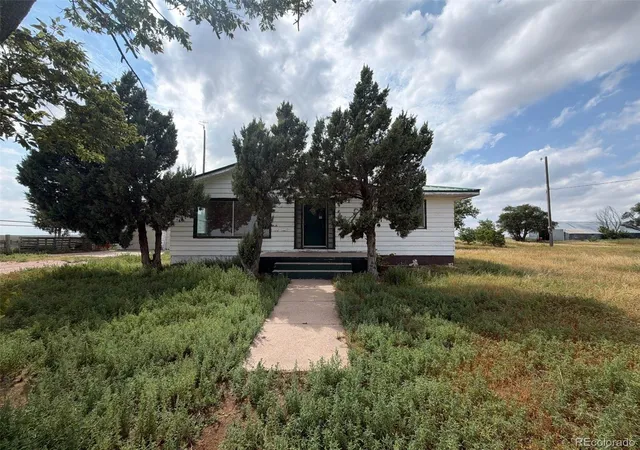 1st image of 40201 County Road Yy, Otis, CO 80743 | MLS# 3842019