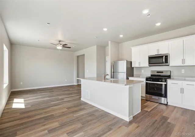 5th image of 48160 Shetland Dr, Bennett, CO 80102 | MLS# 9497674