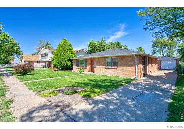 Photo 2 of Single family home for sale at 1108 Lake St, Fort Morgan, CO 80701 | MLS# IR1067116 | Listing updated on 2026-09-30