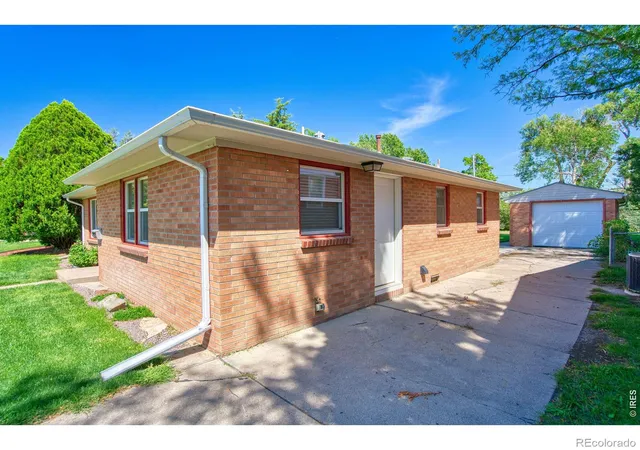 Photo 3 of Single family home for sale at 1108 Lake St, Fort Morgan, CO 80701 | MLS# IR1067116 | Listing updated on 2026-09-30
