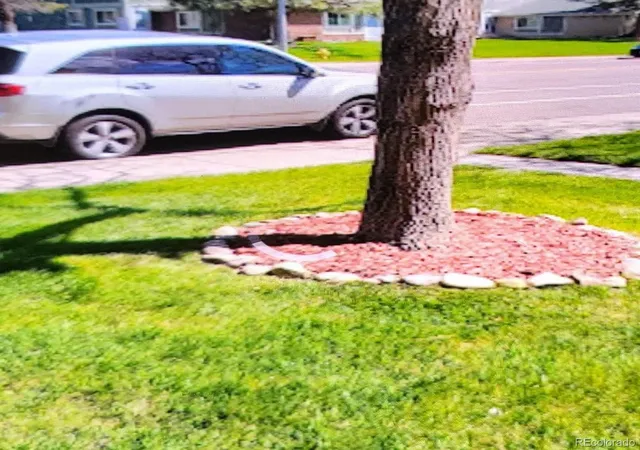 Photo 3 of Townhouse for sale at 1227 S Uvalda St, Aurora, CO 80012 | MLS# 9614427 | Listing updated on 2026-09-24