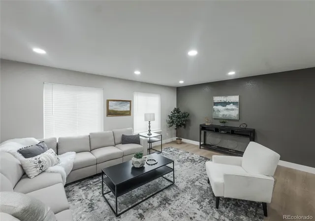 4th image of 6895 S Ulster Cir, Englewood, CO 80112 | MLS# 8006604