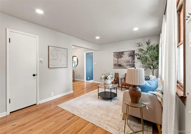 Photo 3 of Single family home for sale at 5140 S Pearl St, Littleton, CO 80121 | MLS# 4093293 | Listing updated on 2026-09-18