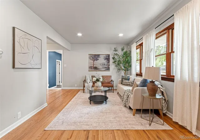 Photo 4 of Single family home for sale at 5140 S Pearl St, Littleton, CO 80121 | MLS# 4093293 | Listing updated on 2026-09-18